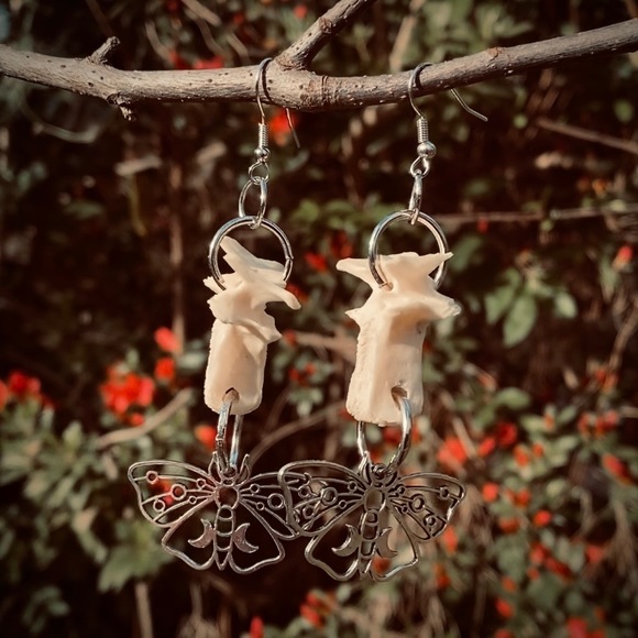 SOLD - Real Possum Vertebrae Luna Moth Charm Nickel Free Earrings - - Picture 5 of 12